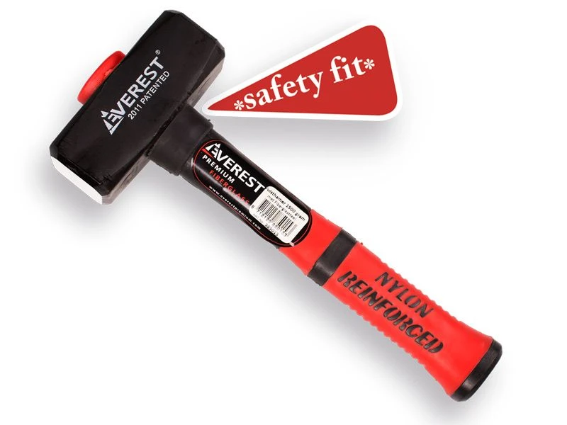 Everest Moker / Vuisthamer 1500 Gram Met Glasfiber Steel 1 Everest Moker / Vuisthamer 1500 Gram Met Glasfiber Steel