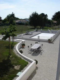 Nidagravel 129 - Grindstabilisatieplaat - Wit 10 Nidagravel 129 - Grindstabilisatieplaat - Wit -Tuinieren Winkel nidagravel grindplaten sfeer zwembad